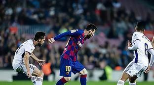 邊路插上助 邊路插上助